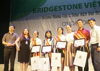 Chung kết cuộc thi Hùng biện chữ Tâm trong kinh doanh nơi chữ Tâm tỏa sáng