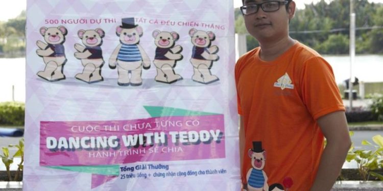 Làm tình nguyện viên nhảy flashmob nhận ngay áo gấu Teddy