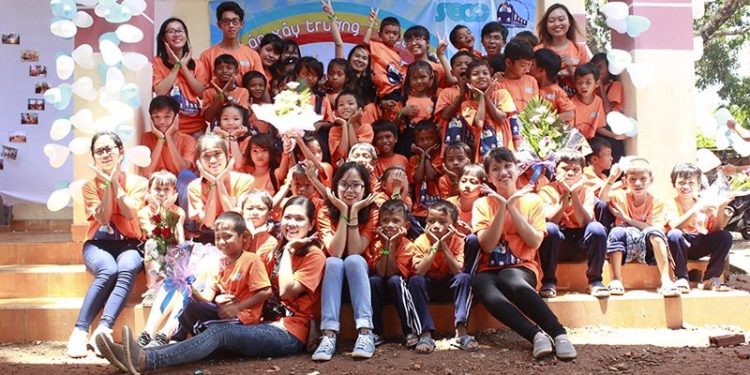 Ngày Hội Bừng Sáng – Đong Đầy Cảm Xúc