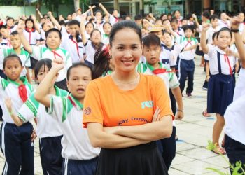 Nữ thạc sĩ mê tình nguyện