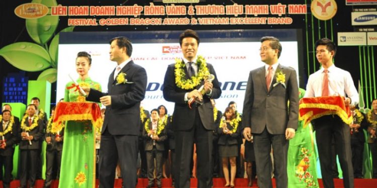 Yêu “bác” Saito