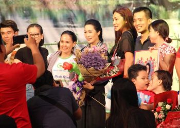 BIÊN KỊCH VŨ TRINH HAI LẦN CHUYỂN THỂ THÀNH CÔNG TÁC PHẨM RẶNG TRÂM BẦU CHO NSND TRỊNH KIM CHI VÀ NHÀ HÁT KỊCH QUÂN ĐỘI