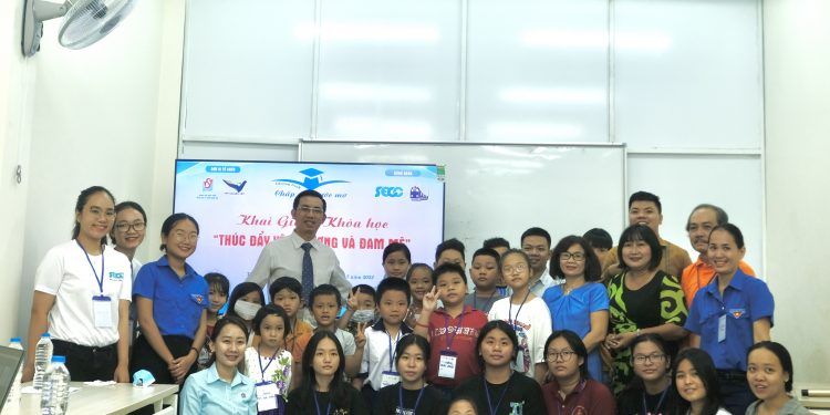 TỔNG KẾT KHÓA HÈ “THÚC ĐẨY YÊU THƯƠNG VÀ ĐAM MÊ 2022 CỦA THÀNH ĐOÀN TP.HCM